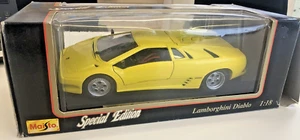 MAISTO LAMBORGHINI SE 1994/1995 1:18 Scale, ON PLINTH Special Edition Yellow - Picture 1 of 13