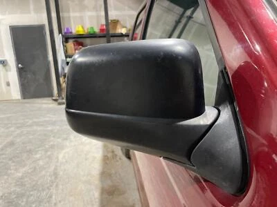 2000 - 2004 Nissan Frontier Pass RH Right Black Power Door Mirror *(Scratched) - Image 1 of 4