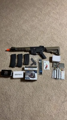 Airsoft Lot And accessories - Image 1 of 4