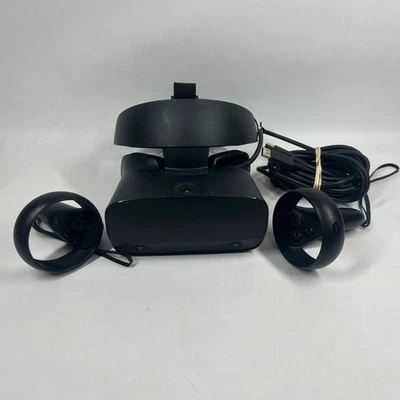 Oculus Rift S PC VR Headset DX45JH - Image 1 of 4