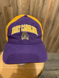 Cappello camionista East Carolina University nuovo senza etichette classico maglia rilassata East Carolina - Foto 1 di 6