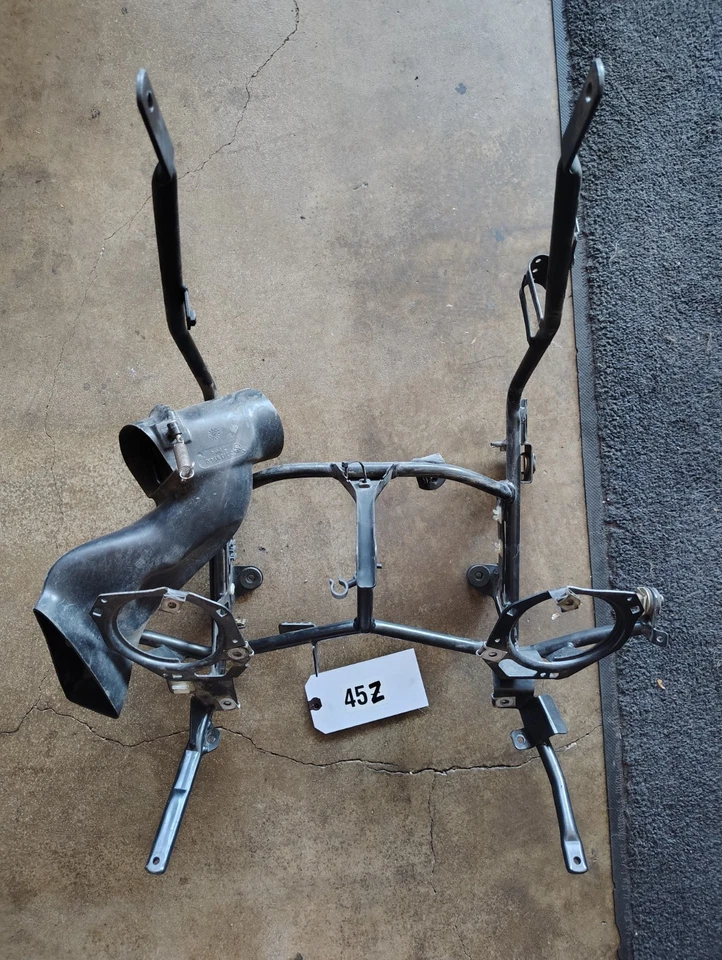 BMW R1100RT R 1100 RT 1999 OEM CARENADO DELANTERO SOPORTE DE MONTAJE Foto 1 de 4