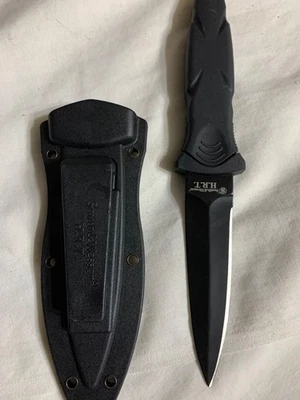 Smith & Wesson HRT Bota Cuchillo Fijo 3.5" Hoja de Acero Inoxidable Mango de Goma Foto 1 de 4