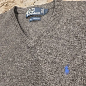 Vintage Polo Ralph Lauren 100% Lambs Wool V Neck Sweater Men's Large Navy Blue - Picture 1 of 6
