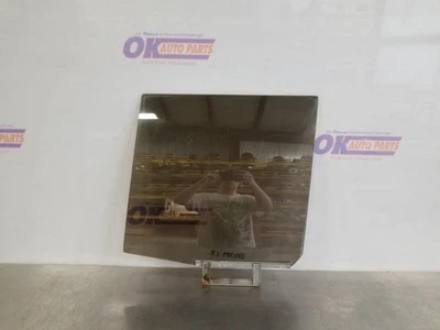 97 1997 LEXUS LX450 REAR DOOR WINDOW GLASS LEFT DRIVER Foto 1 de 4