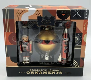 FAO Schwartz Adornos Decorativos Vacacionales Juego De 3 Regreso Al Maravilla Nuevo En Caja - Imagen 1 de 5