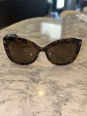   Gafas de sol Tom Ford - Lentes polarizadas degradadas marrones - Para piezas o reparación Foto 1 de 4