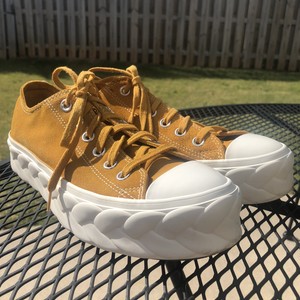 Las mejores ofertas en Converse beige LEATHER Athletic Shoes for Women |  eBay