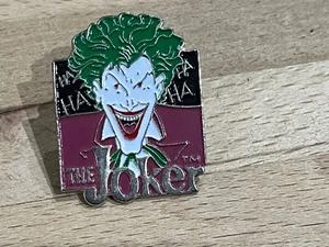 a PINS PIN CINEMA FILM BATMAN THE JOKER COMICS - Picture 1 of 1