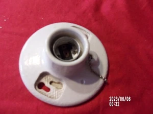 Vintage Ceiling Light Fixture Flush Mount Leviton 4 1/2 solid pull chain #5 - Picture 1 of 4