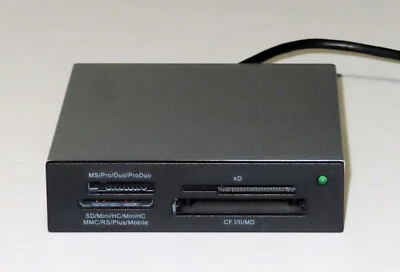 Lenovo Memory Card Reader 45R8139 — 3.5" Form Factor — Works With Most Desktops - Image 1 of 3