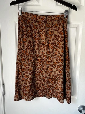 Falda Tucker Estampado Leopardo Mezcla Seda con Bolsillos Cintura Alta Talla Pequeña Sin Forro Foto 1 de 4