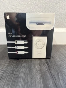 NEW Genuine Apple iPod Classic AV Connection Kit W/Dock White Boxed (MA242LL/A) - Bild 1 von 2