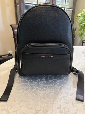 Рюкзак Michael Kors Bex серебристый фурнитура средний шагреневая черная кожа - Изображение 1 из 4