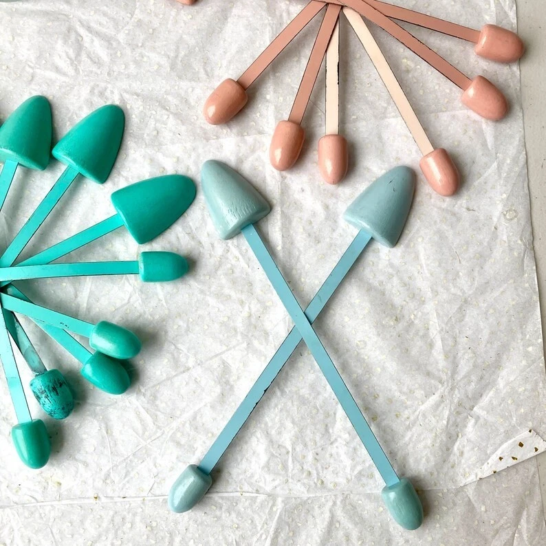 4 pares de camillas modeladoras de árboles de zapatos vintage para damas madera azul metal años 50’s Foto 1 de 1