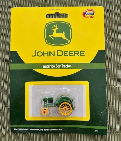 Tractor Waterloo Boy Athearn John Deere serie # 7702 escala HO Foto 1 de 1