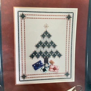 SJ Designs Nadelspitzenmuster Weihnachten erinnert mit Leinwand und Fäden - Bild 1 von 7
