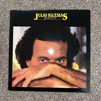 Julio Iglesias Momentos 1982 LP CBS INTERNATIONAL Records Gatefold Vinyl 25103 - Image 1 of 4