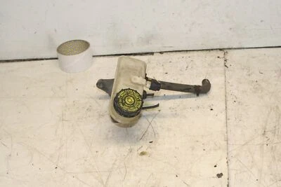 Toyota Yaris 2006 1,0. CILINDRO MAESTRO DE FRENOS Foto 1 de 3