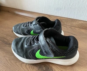 Nike Sneacker Gr. 28 - Bild 1 von 1