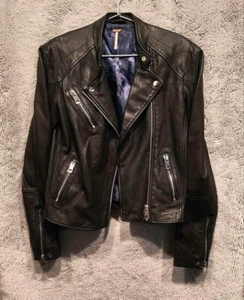 Chaqueta de moto recortada de cuero Free People en negro talla XS para mujer AUTÉNTICA - Imagen 1 de 5