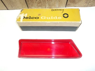 NOS 1962 Pontiac Bonneville Tail Light Lens - Image 1 of 4