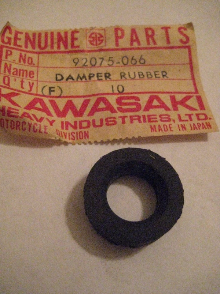 KAWASAKI F9/F8/F11/F7/F6/G5 METER DAMPER RUBBER NOS! - Image 1 of 1