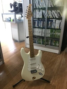 GUITARRA ELÉCTRICA SAMICK 6 CUERDAS EN COLOR BLANCO - ¡PARA PIEZAS O NO FUNCIONA! - Imagen 1 de 24