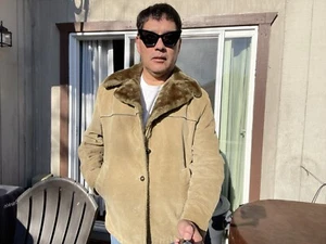 Hellbraune Herren Cordjacke mit Fell gefüttert Größe 42 - Bild 1 von 4