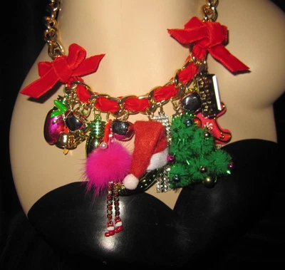 Collar babero BETSEY JOHNSON imitación piedra Santa bebé declaración Foto 1 de 4