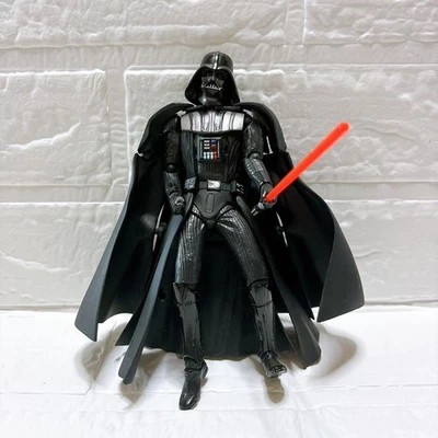 Darth Vader Figur 17 cm mit Lichtschwert Star Wars gebraucht - Bild 1 von 4