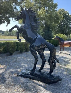 FERRARI PFERD 310cm Schwarz Lack Deko Garten Tier Figur Hengst SKULPTUR steigend - Bild 1 von 1