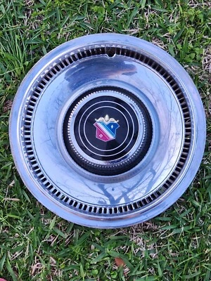 (ONE) 74 75 76 BUICK Electra 225 限量公园大道轮毂盖轮毂盖 — 第 1/3 张图片