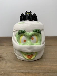 Tarro de galletas de momia de Halloween de colección plato de caramelo con tapa cerámica de murciélago negro pequeño - Imagen 1 de 12