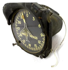 LEAR MODEL 2330A RADIO COMPASS - Picture 1 of 4