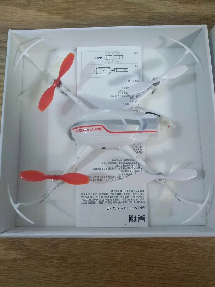 Yuneec Smart Flying 18 Drone - Image 1 of 3