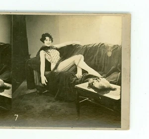 B4608 IMR Co 1927 Risque #7 Woman Posing On A Sofa D - Picture 1 of 2