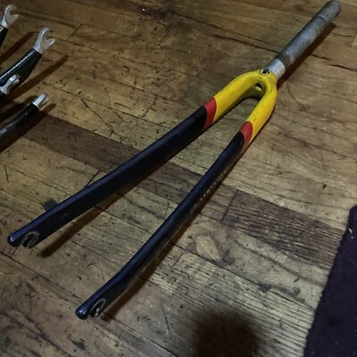 Giant Carbon Fiber Road Fork 700c 1” Threaded - Image 1 of 4