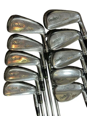 Juego de hierros Arnold Palmer Peerless -1/2" Peerless S ejes flexibles GP Swing Rite empuñaduras Foto 1 de 4