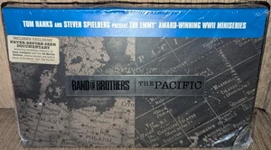 NEW Band Of Brothers / The Pacific 13 Disc Blu-Ray Set (BOX DAMAGE/PLASTIC TEAR) - Bild 1 von 6