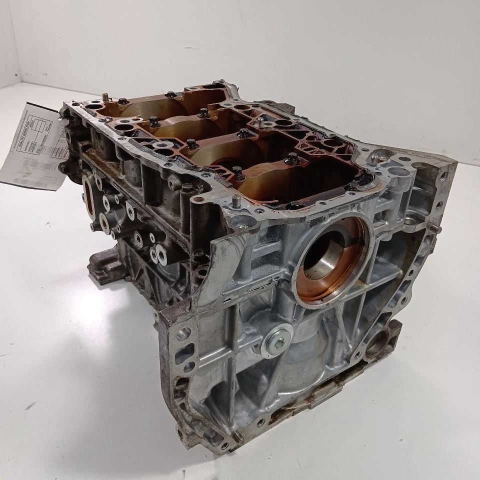 Bloque de cilindros de motor desnudo 2,5 L QR25DE para Nissan Rogue 14-20 Foto 1 de 4