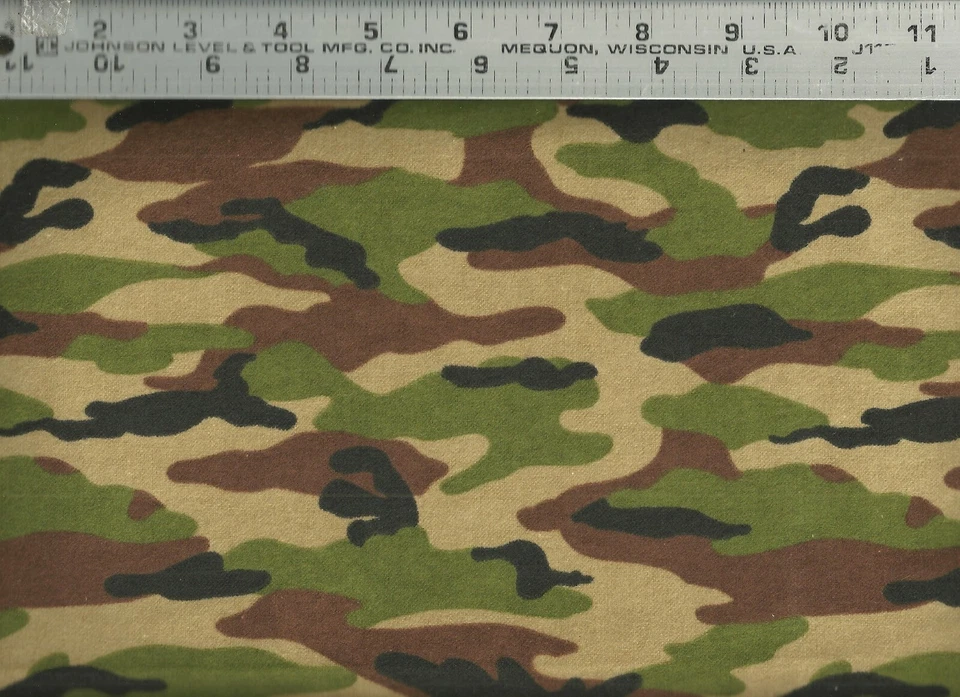 AE Nathan ~ CAMOFLAGE CAMO Verde Tostado Negro Marrón ~ Tela de Franela 100% Algodón Por PORTE Foto 1 de 1