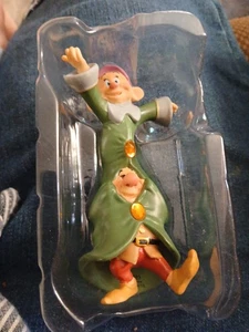 Hallmark Keepsake 2023 Disney Snow White And The Seven Dwarfs Dancing Duo NIB - Picture 1 of 8