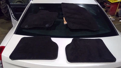 LINCOLN MKS 2014 Floor Mats 471422 - Image 1 of 4