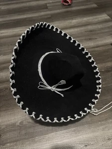 Sombrero de mariachi negro Pigalle 16” para hombre talla 18” circunferencia interior - Imagen 1 de 7
