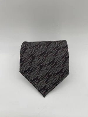 Vintage Giorgio Armani Tie 100% Silk Men’s Neck Tie Made In Italy Black Gray 4” - Image 1 of 4