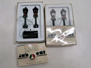Christmas Valley Streetlamps Trim Trends 2-Pack Gently Used Village Decorations - Picture 1 of 13