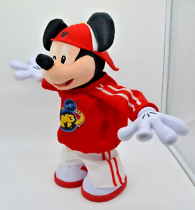 2011 Disney Mickey Mouse Hip Hop Break Dancing Toy Fisher Price M3 Master Moves