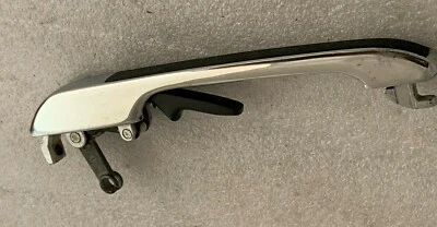 Original Audi 80 B1 (Golf I Mk 1?) Chrom Türgriff hinten außen 831839205 NEU NOS - Bild 1 von 4