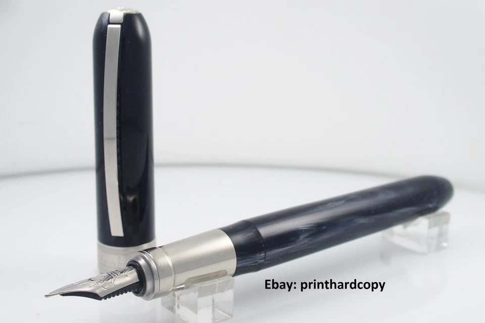 NOVA CANETA TINTEIRO VISCONTI REMBRANDT PRETA COM ACABAMENTO PALÁDIO  - Imagem 1 de 4